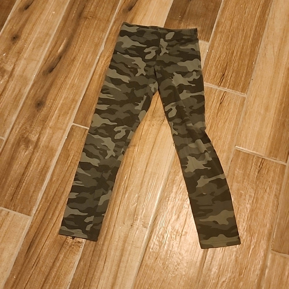 Camo pants